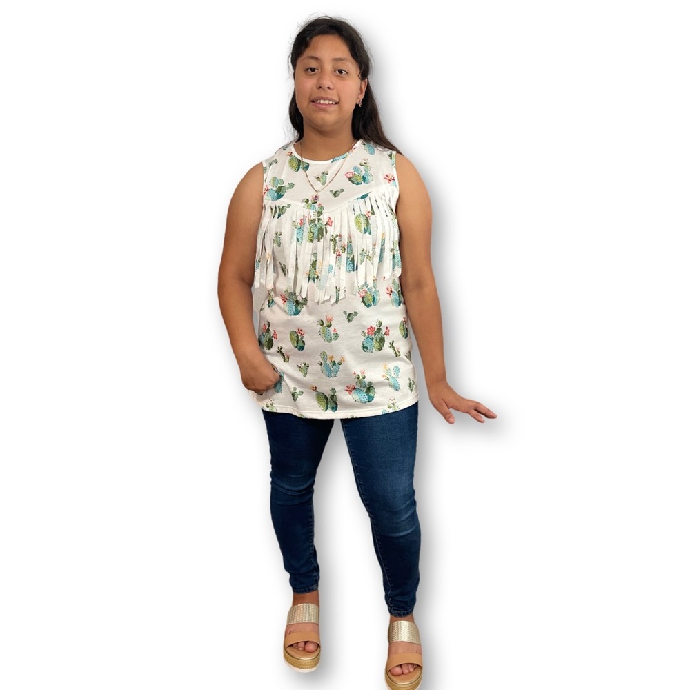 cactus printed white top w/fringe tassels